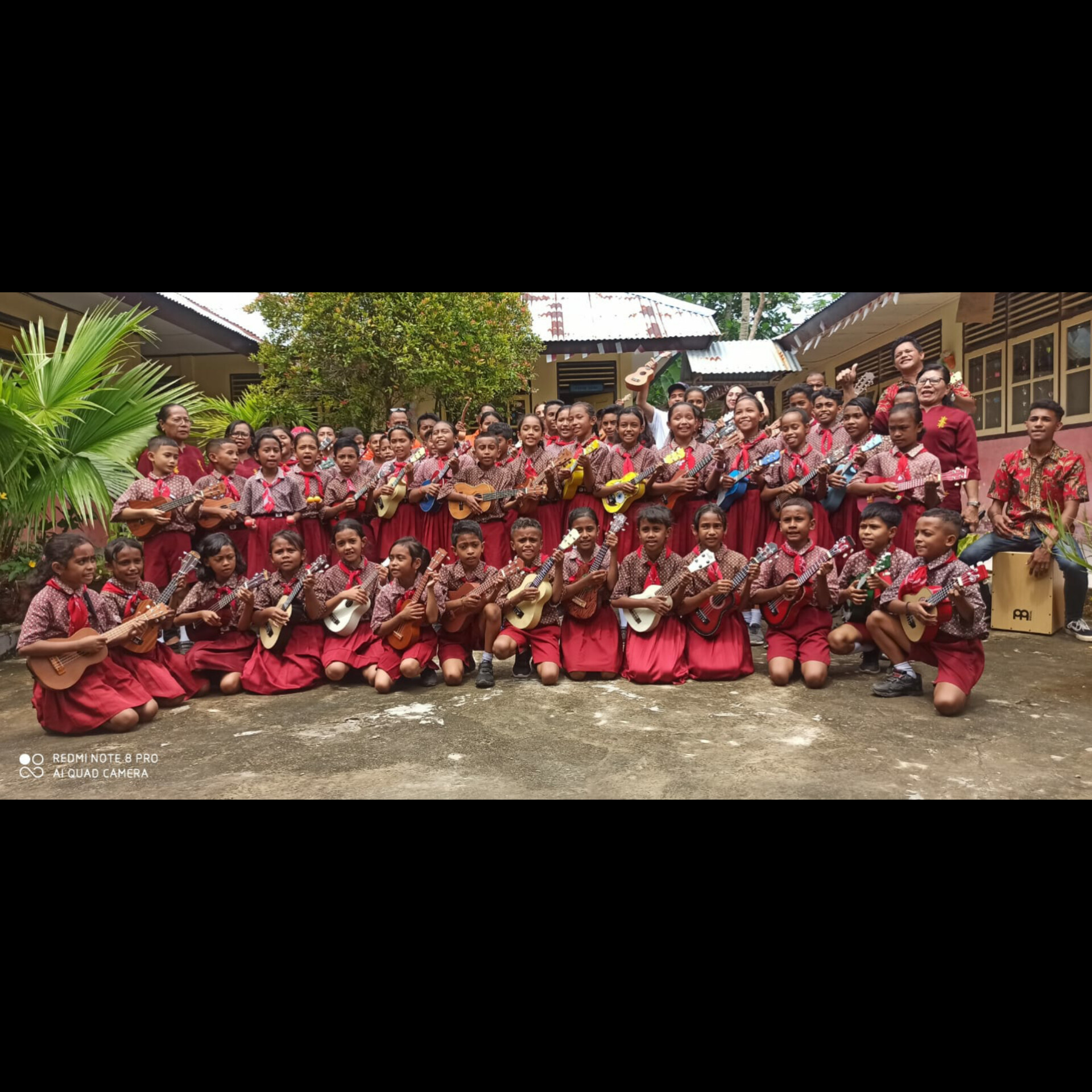 Mollucan Jukulele Leaders Kunjungi SDN 2 Ambon 1 InShot 20230113 150925211