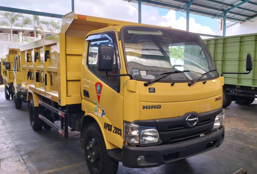 Pemkot Ambon Akhirnya Tambah Armada Pengangkut Sampah 2 IMG 20230609 WA0083