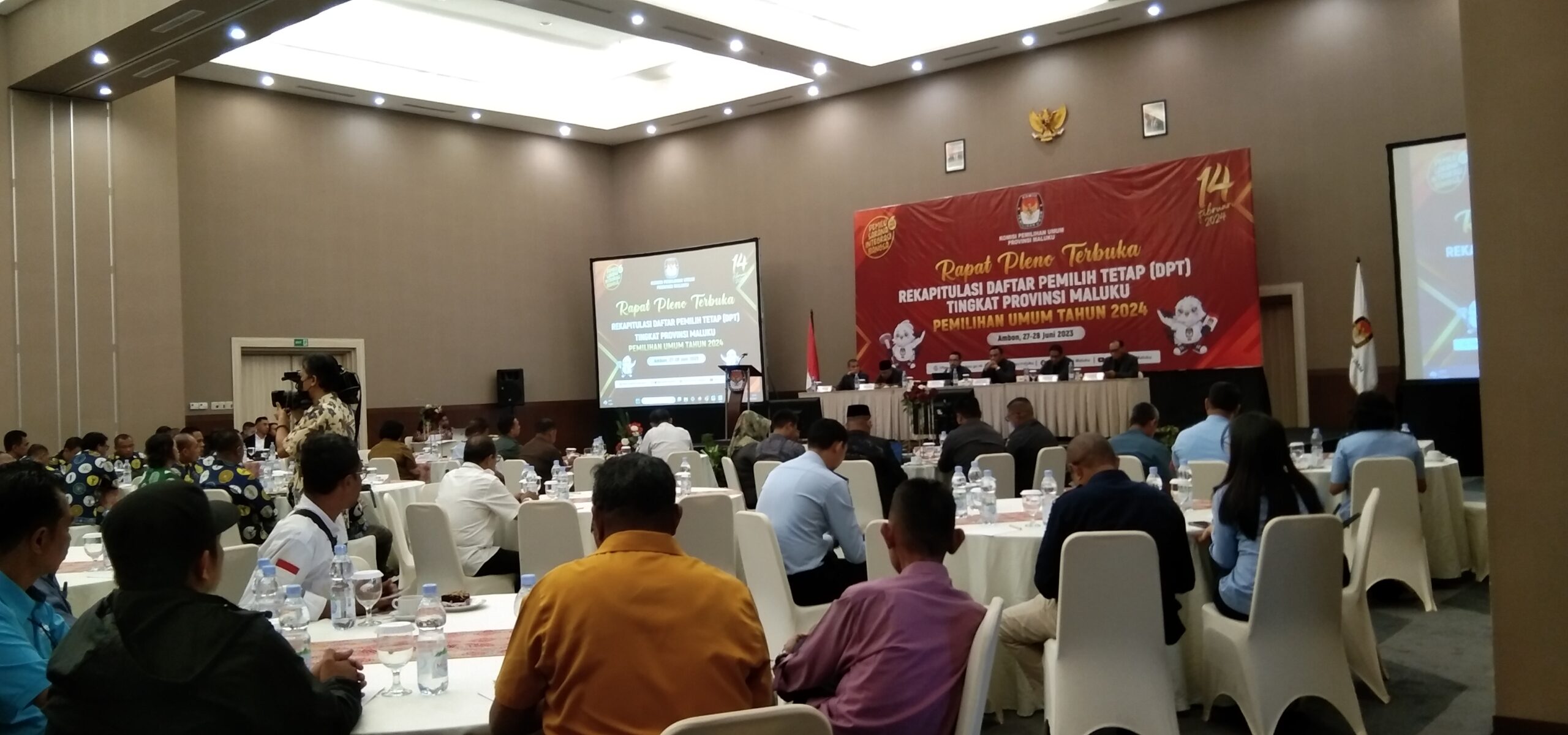 KPU Provinsi Maluku Gelar Rapat Pleno. Terbuka Rekapitulasi DPT 1 IMG 20230627 115714 scaled