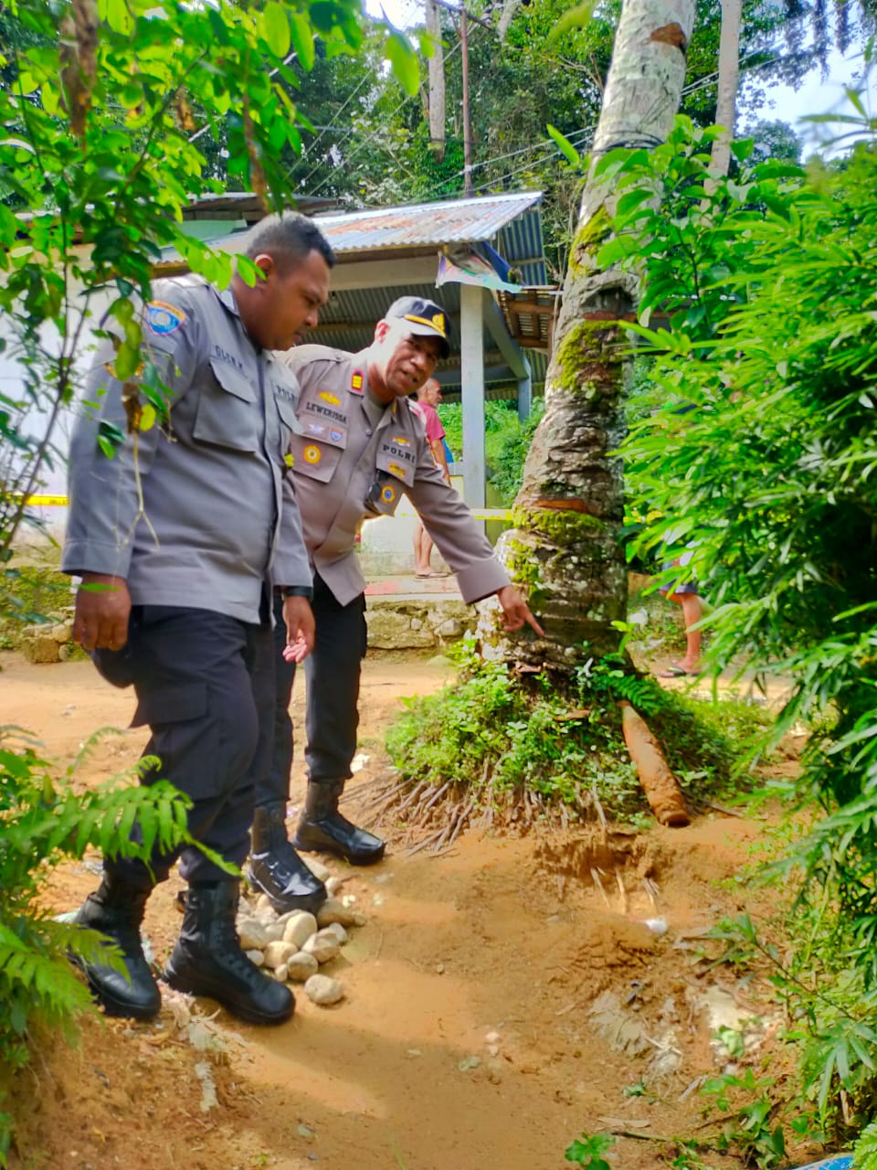 Bom Militer Jenis Proyektil Di Temukan Pada Negeri Soya 1 IMG 20230703 WA0004