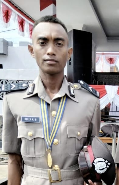 Pelantikan Bintara Polri Polda Maluku, Anak Buruh Pelabuhan Rangking 1 1 IMG 20230706 WA0073