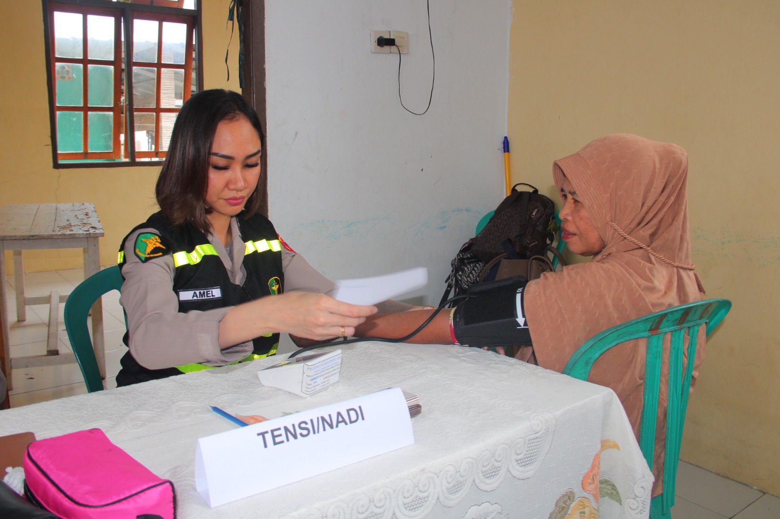 Polwan Polda Maluku Gelar Bakti Kesehatan 1 IMG 20230727 WA0077