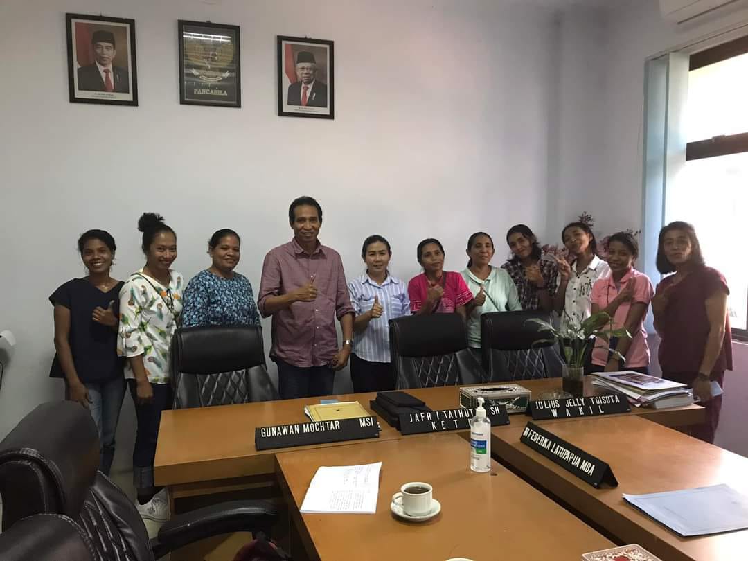 Upah Tak Sesuai UMP, PT Milion Limba Ambon Datangi DPRD 1 IMG 20230815 WA0013