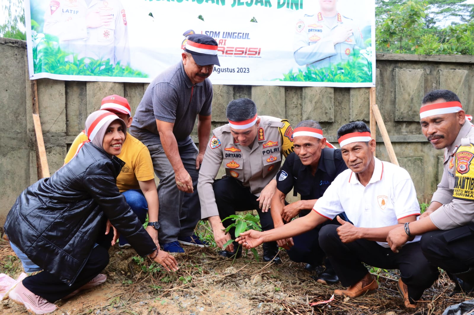 Polresta Ambon Tanam 500 Bibit Pohon 1 IMG 20230823 WA0062