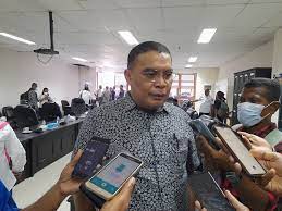 Tunggu Keputusan Pempus Soal Pengelolaan Pasar Mardika. 1 download