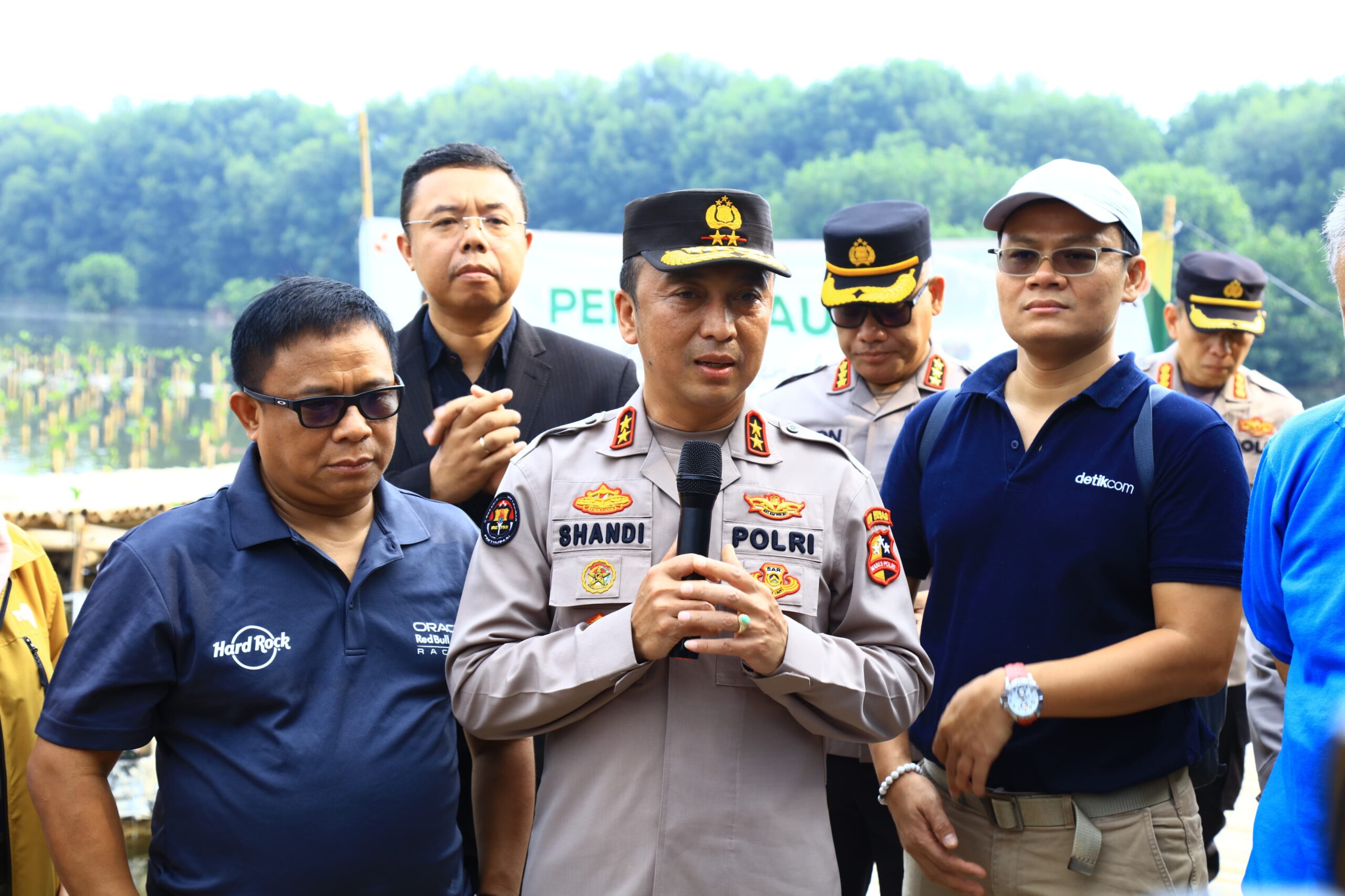 HUT Humas Polri Ke-72 Dirayakan Dengan Gerakan Pelestarian Lingkungan 1 IMG 20231013 WA0016 scaled