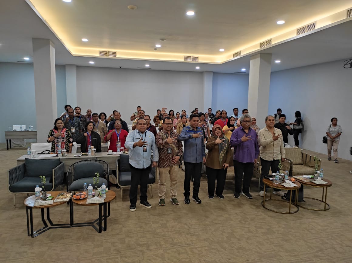 Penjabat Wali Kota Ambon Buka Penguatan Jejaring Tata Kelola Destinasi Pariwisata di Ambon 2 IMG 20231026 WA0024