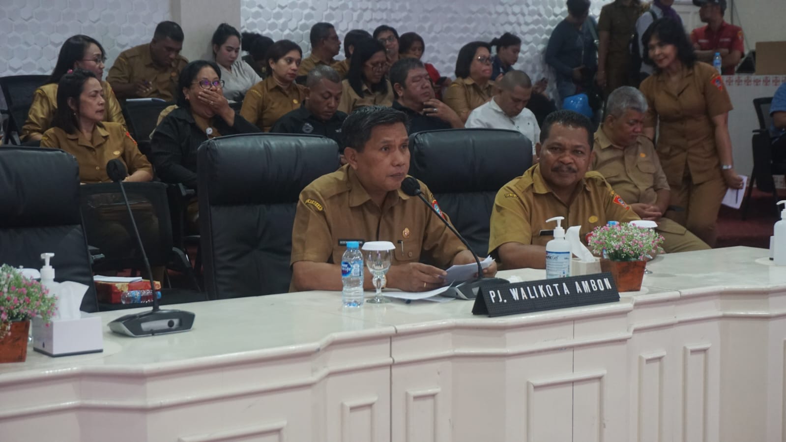 Penjabat Walikota Ambon Buka Sosialisasi Penyusunan Perencanaan RTK Mikro. 1 WhatsApp Image 2023 10 09 at 11.26.34