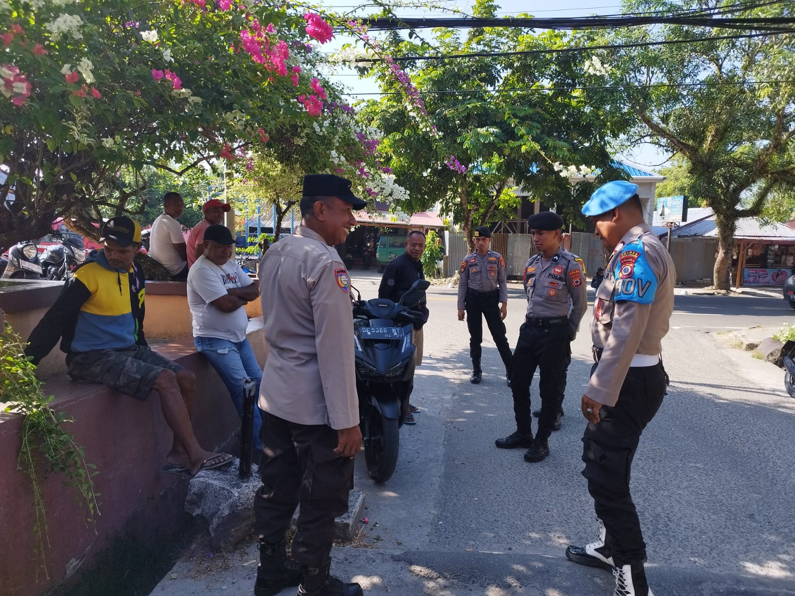 Satgas Preventif OMB Salawaku polsek Baguala Kembali Laksanakan Patroli Dialogis Kekantor KPU Kota Ambon 1 IMG 20231125 WA0034