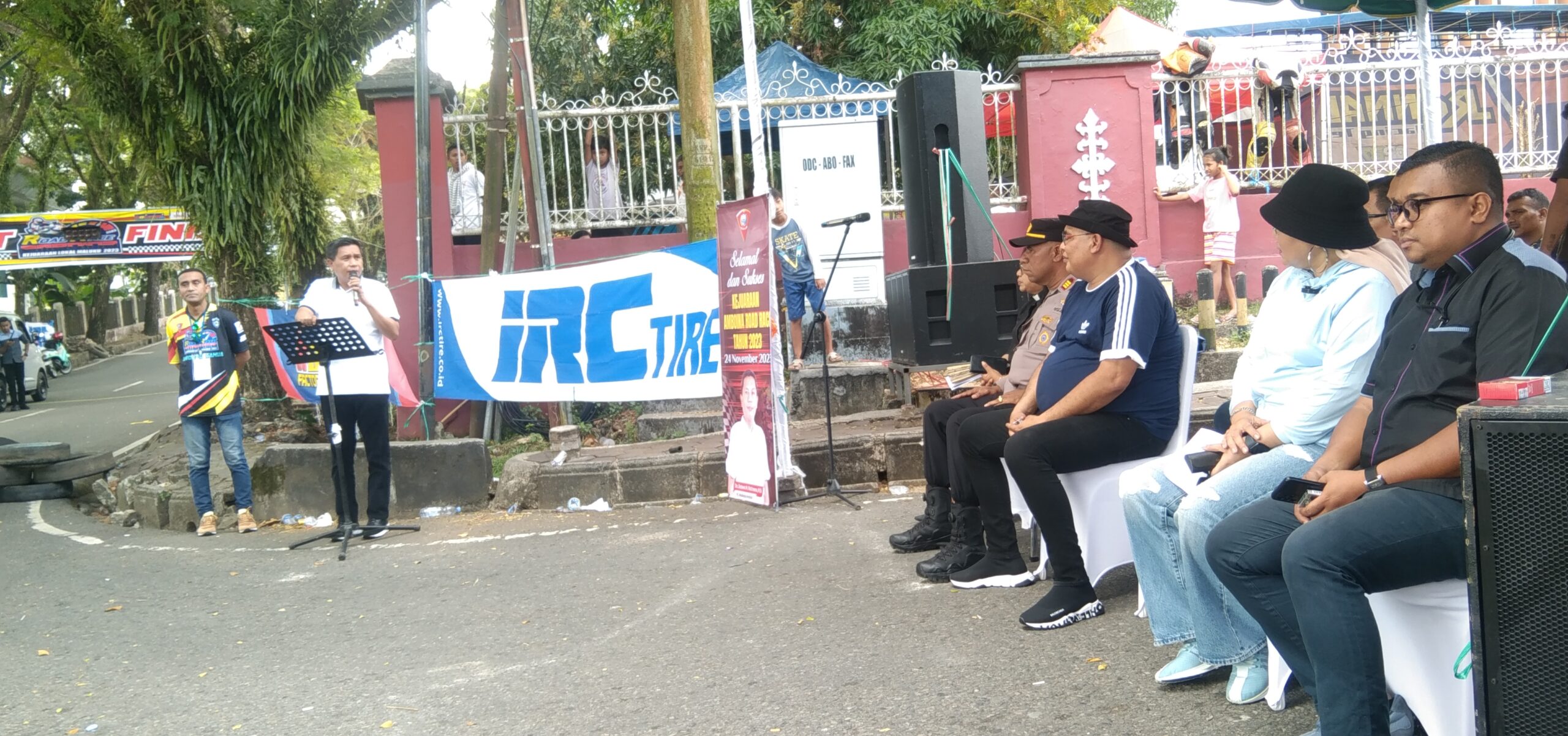 Penjabat Walikota Ambon Buka kejuaraan Amboina Road Race 1 IMG 20231124 091316 scaled