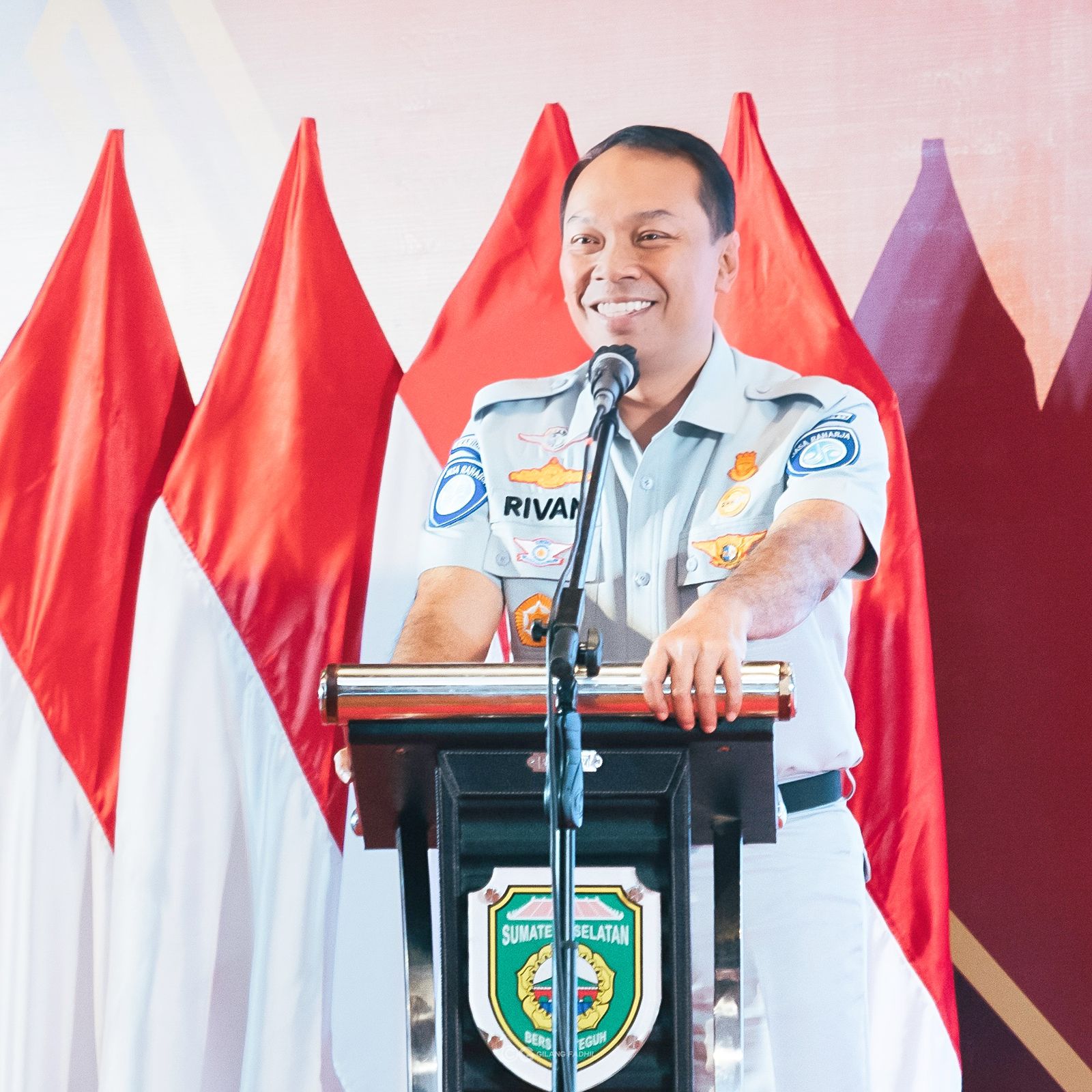 Gelar Rakornas, Tim Pembina Samsat Nasional Perkuat Sinergi untuk Dorong Kepatuhan Masyarakat Membayar Pajak 1 WhatsApp Image 2023 11 16 at 21.41.46 f07e2e9c