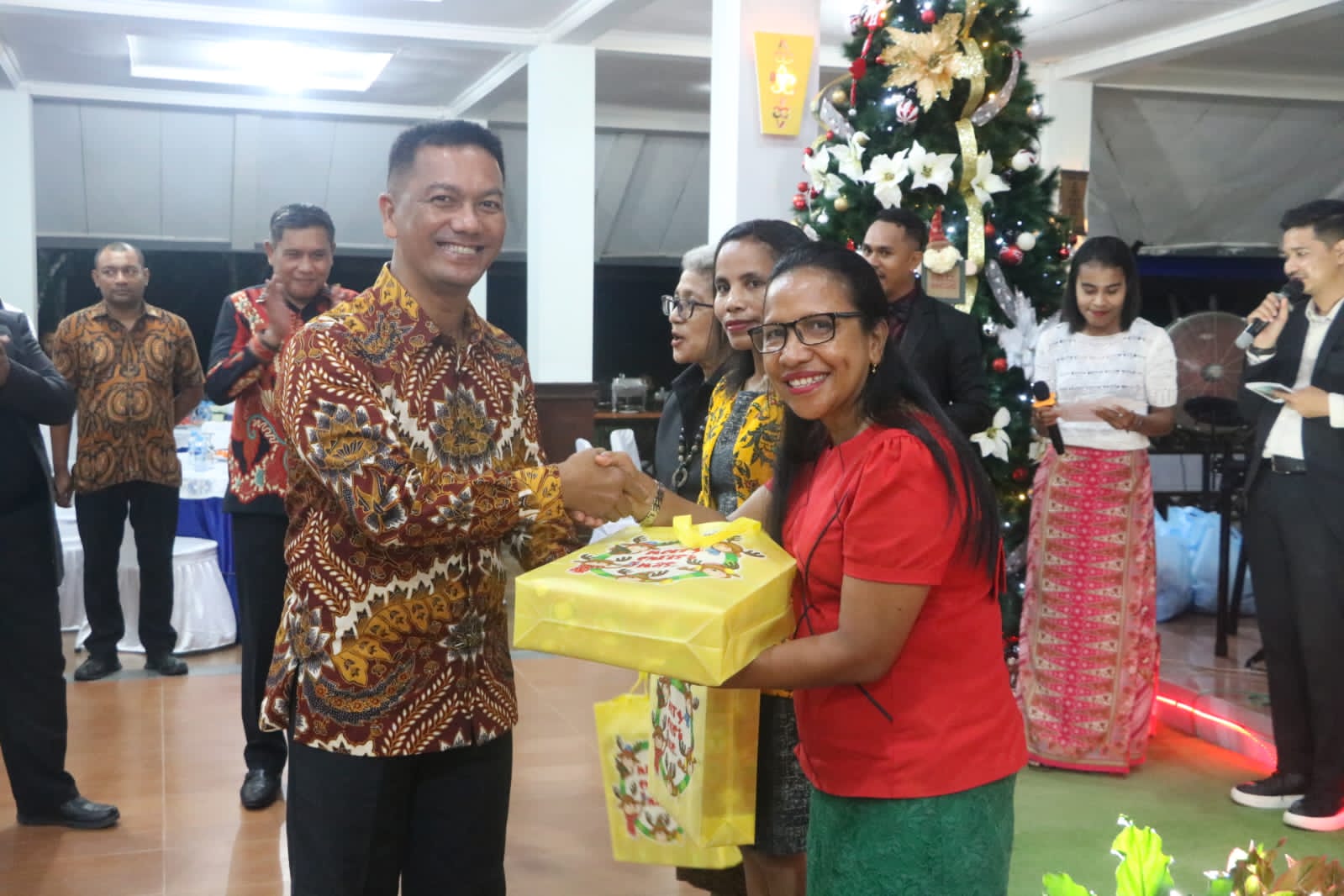 Ibadah dan Perayaan Natal Bersama Tahun 2023 di Lanud Pattimura. 1 WhatsApp Image 2023 12 22 at 09.01.20 46a4216e