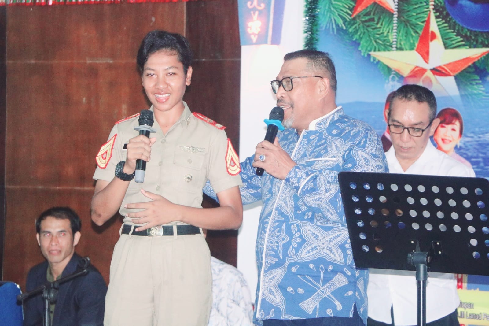 Saat Taruni AAU Duet Bersama Gubernur Maluku di Lanud Pattimura Ambon. 1 WhatsApp Image 2023 12 26 at 11.32.35 6c993112
