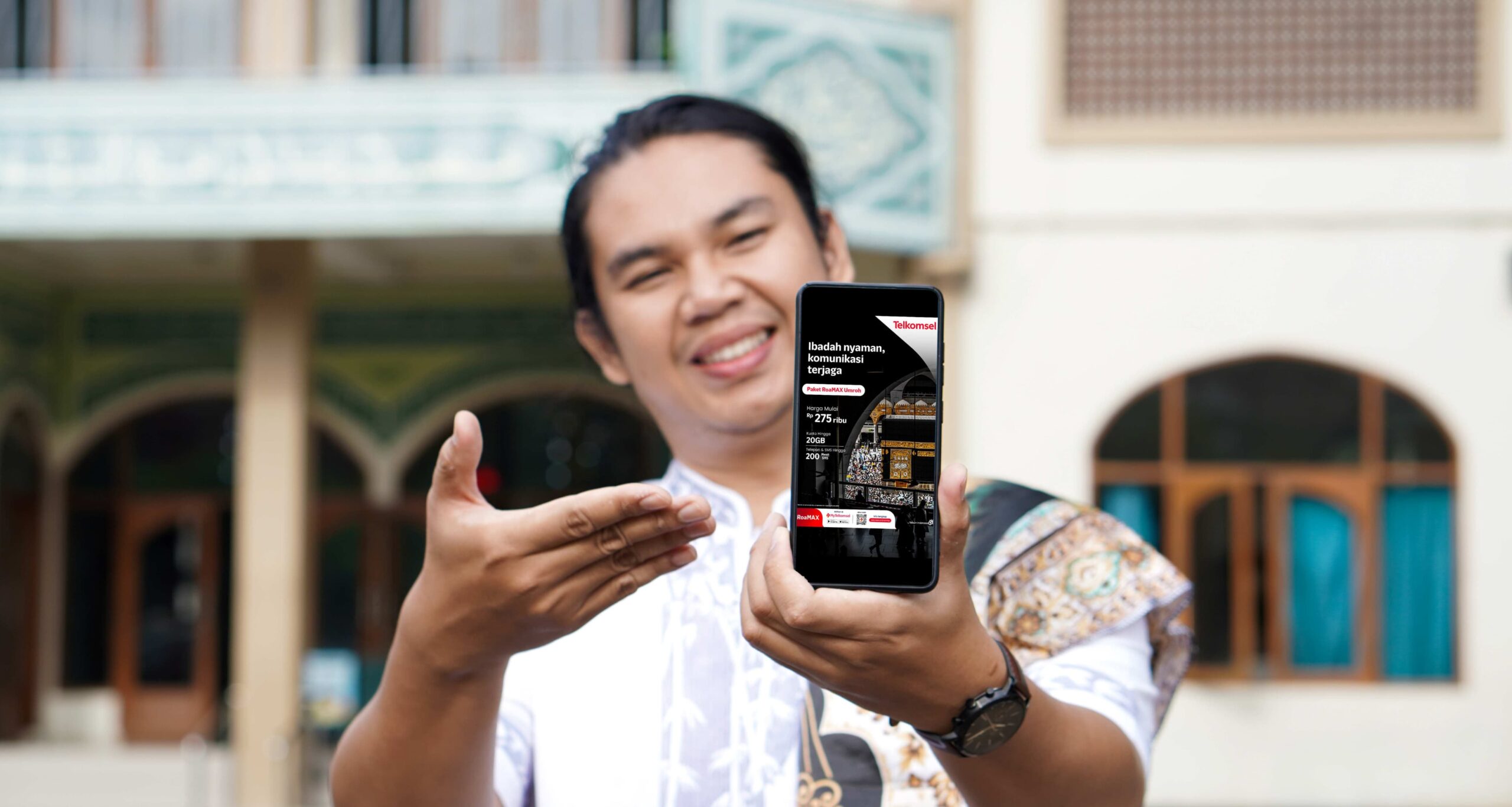 Dukung Kenyamanan Komunikasi di Tanah Suci, Kini Paket RoaMAX Umroh Hadir dengan Kuota Internet Lebih Besar Hingga 20 GB dengan Harga Lebih Terjangkau 1 IMG 20240116 WA0024 scaled