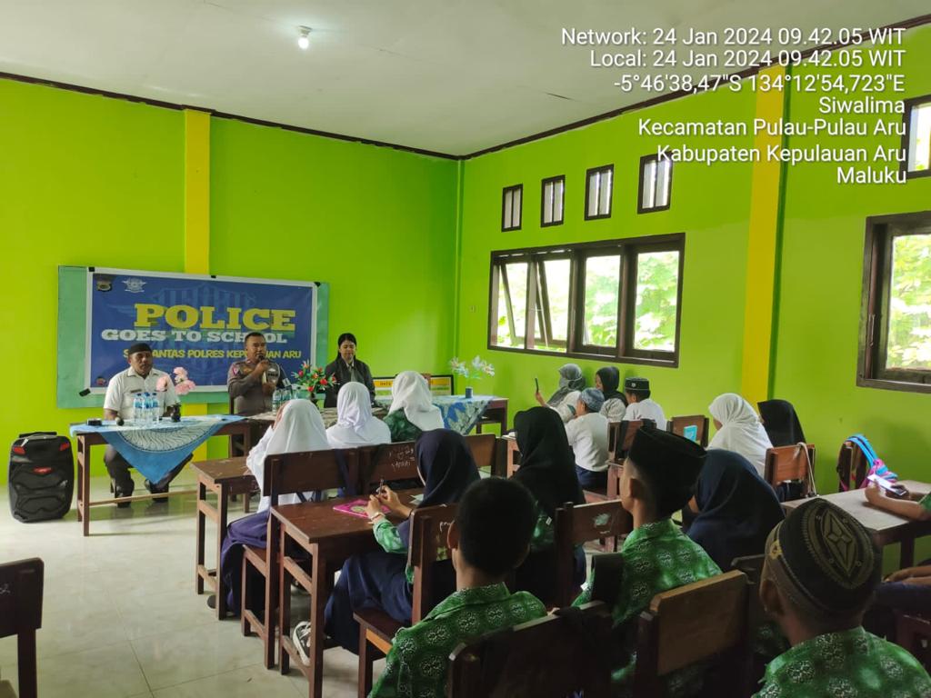 Jasa Raharja Cabang Maluku Bersama Satlantas Polres Kepulauan Aru Melakukan Kegiatan Police Goes To School Dan PPKL Di MTS Muhammadiyah Dobo 1 WhatsApp Image 2024 01 26 at 19.27.33 f14b97b0