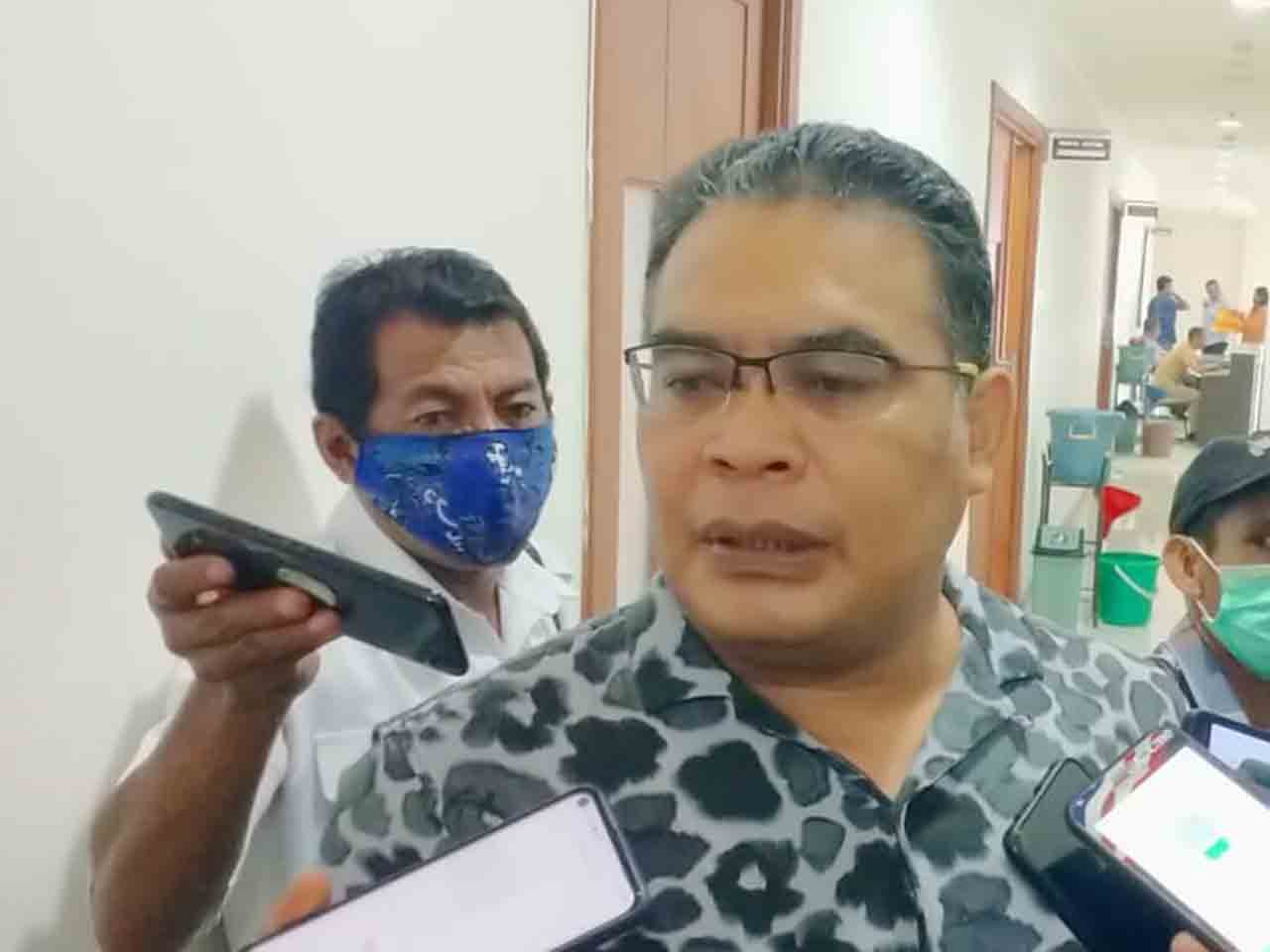 Komisi II DPRD Maluku Minta Pemprov dan Pemkot Usulkan Pembangunan Pasar Baru Ke Perpus 1 RICHARD RAHAKBAUW 1101 1 OK