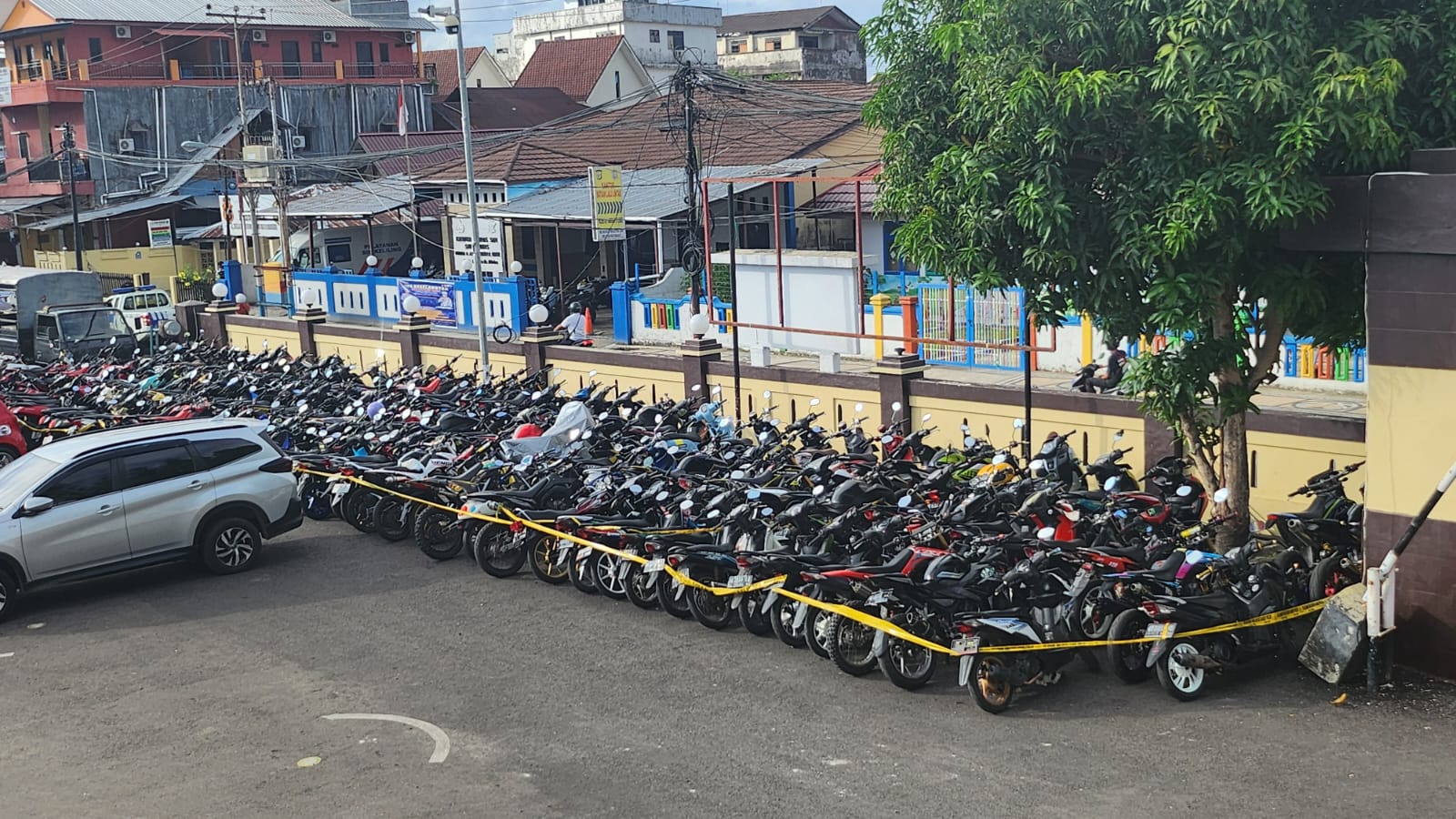 Polresta Ambon Jaring 186 Kendaran Bermotor 1 WhatsApp Image 2024 03 06 at 19.06.16 6ab22465