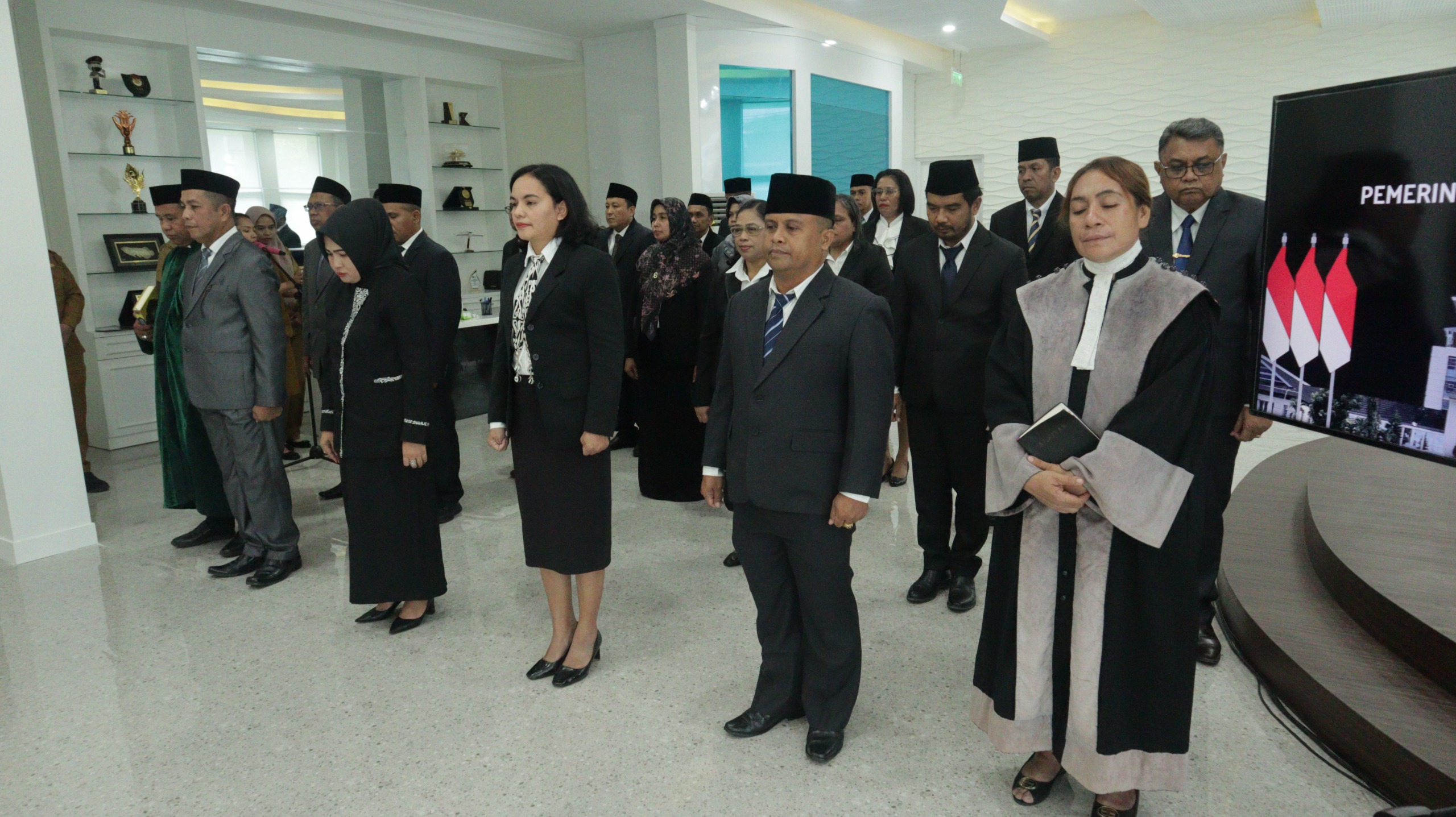 Gubernur lantik 22 Pejabat Eselon 3 Dan 4 Lingkup Pemerintah Provinsi Maluku 1 WhatsApp Image 2024 03 18 at 16.45.58 50d4de32