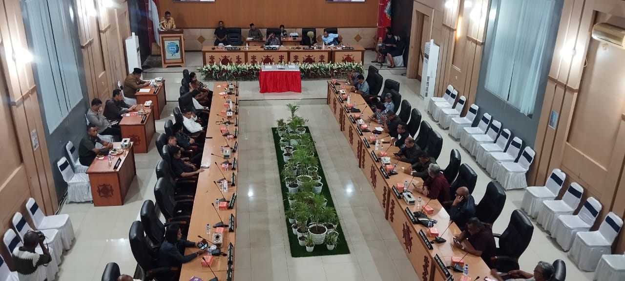 DPRD Kota Ambon Gelar Masa Sidang II Tahun 2023-2024 1 WhatsApp Image 2024 04 01 at 05.48.11 a15685c0