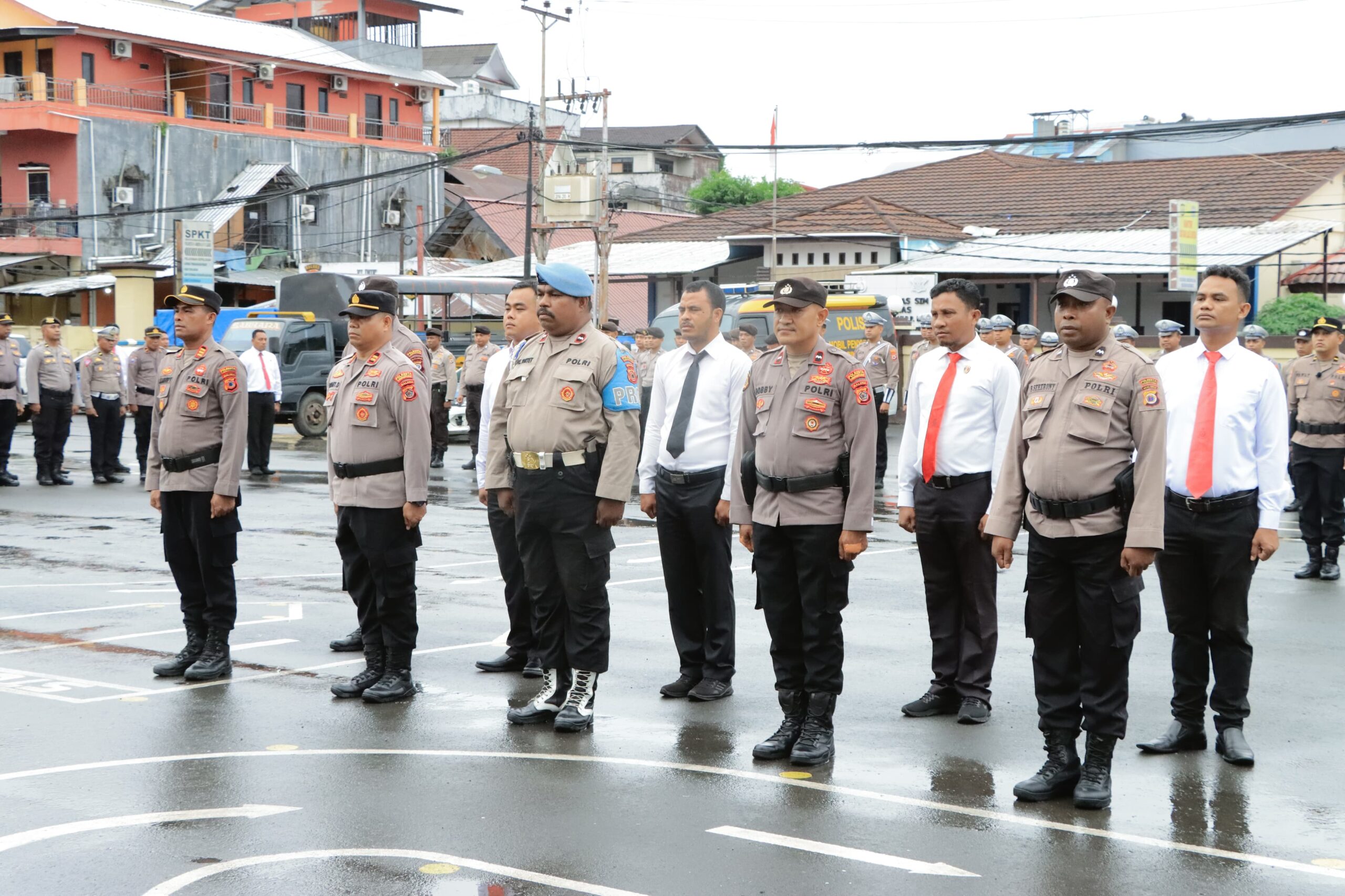 Kapolresta Pimpin Upacara Pemberian Reward Personil Berprestasi 1 IMG 20240506 WA0016 scaled