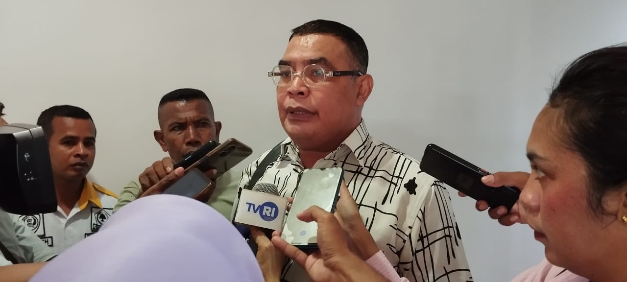 DPRD Maluku Gelar Rapat Koordinasi Tertibkan Pedagang Pasar Mardika. 1 WhatsApp Image 2024 07 03 at 00.56.21 28d4b2c8