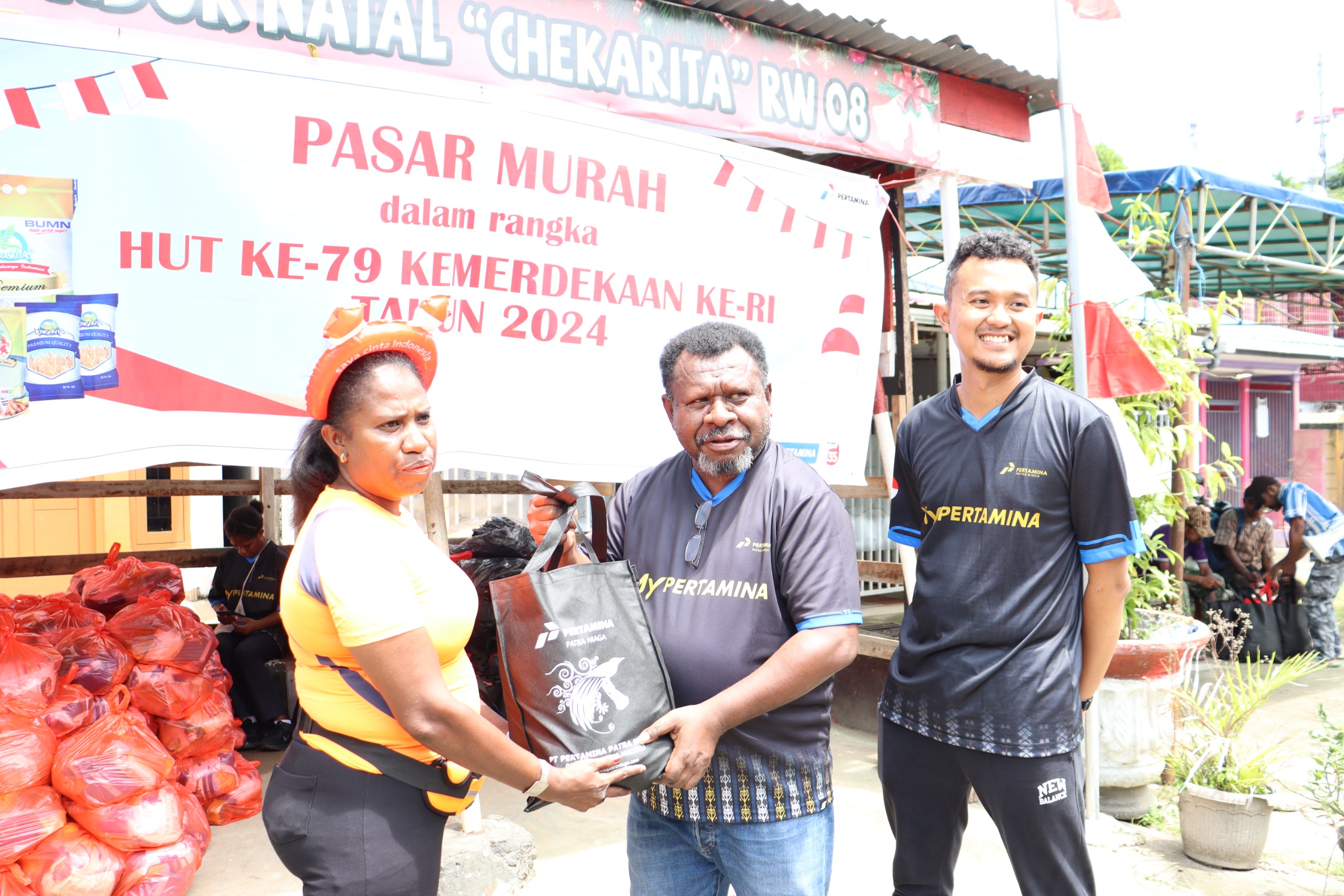 Semarakkan HUT RI Ke-79, Pertamina Patra Niaga Regional Papua Maluku Gelar Pasar Murah di Ring 1 Jayapura 1 IMG 20240816 WA0043
