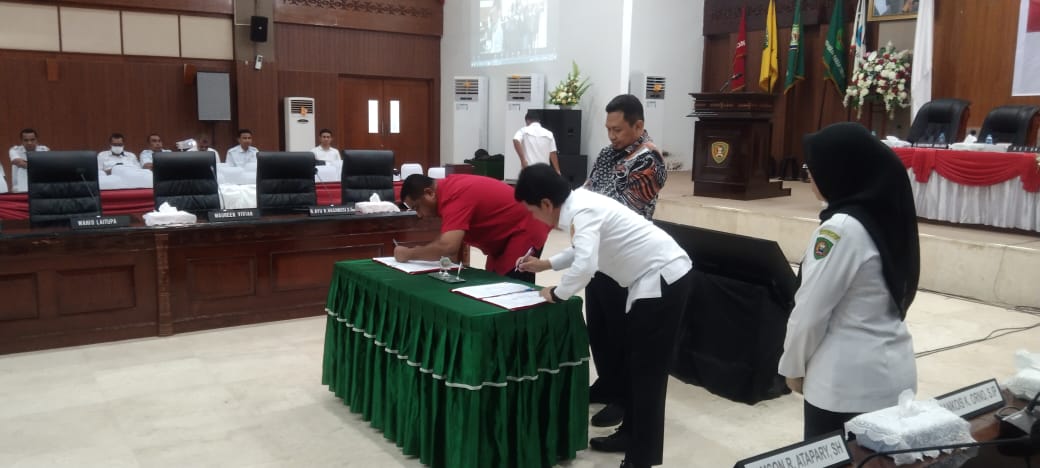 DPRD – Pemprov Maluku Gelar Paripurna Penandatangan Nota Kesepakatan KUA-PPAS APBD TA 2025 1 IMG 20240829 WA0001 1