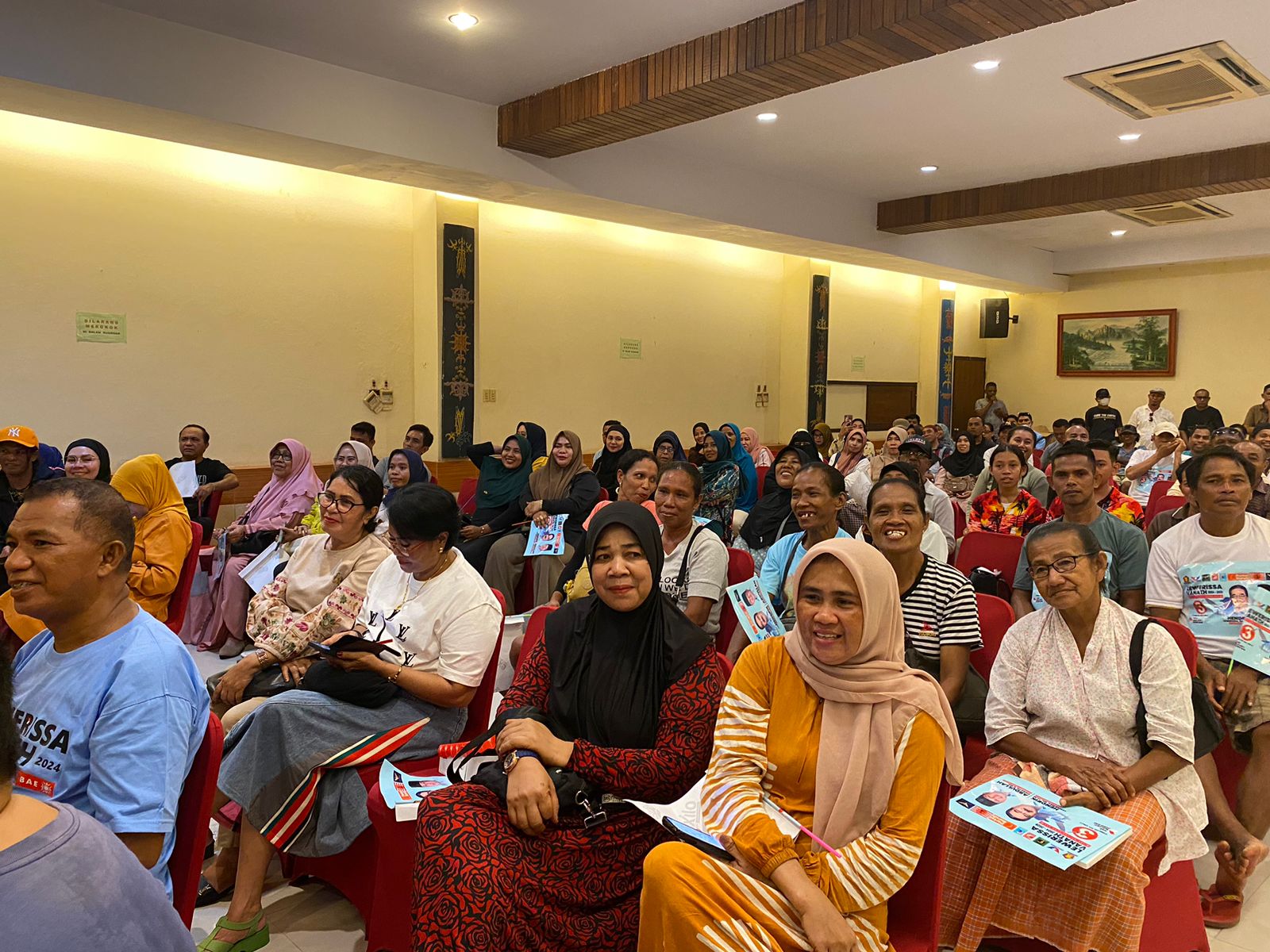 Cagub Maluku Nomor 3 Tatap Muka Bersama Para Pedagang 2 IMG 20241015 WA0017