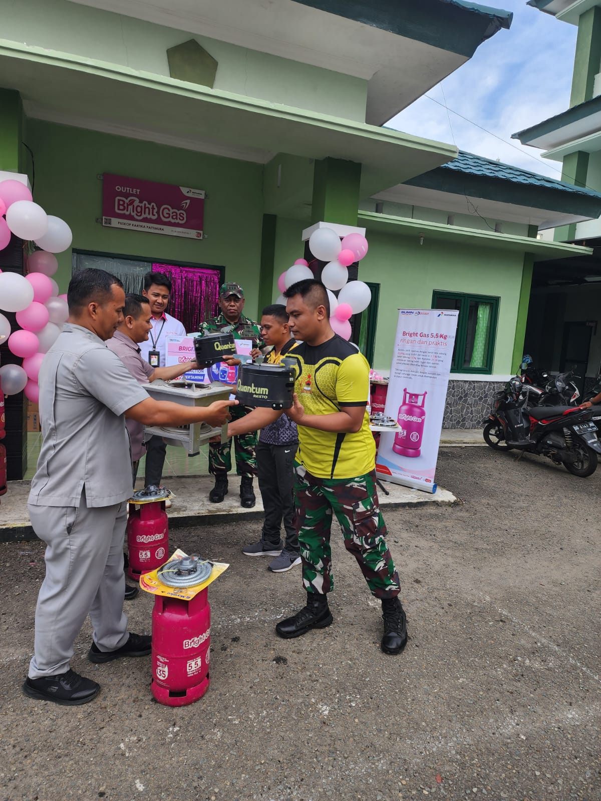 Pertamina Patra Niaga Regional Papua Maluku Jalin Kerja Sama dengan TNI Kodam XV/Pattimura Untuk Penetrasi Penggunaan LPG Bright Gas Melalui Aplikasi MyPertamina 1 IMG 20241016 WA0010