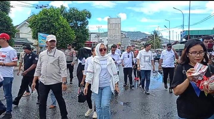 Paslon "Beta" Gelar Kampanye Simpatik Kunjungi Lima Pasar 1 IMG 20241112 WA0025