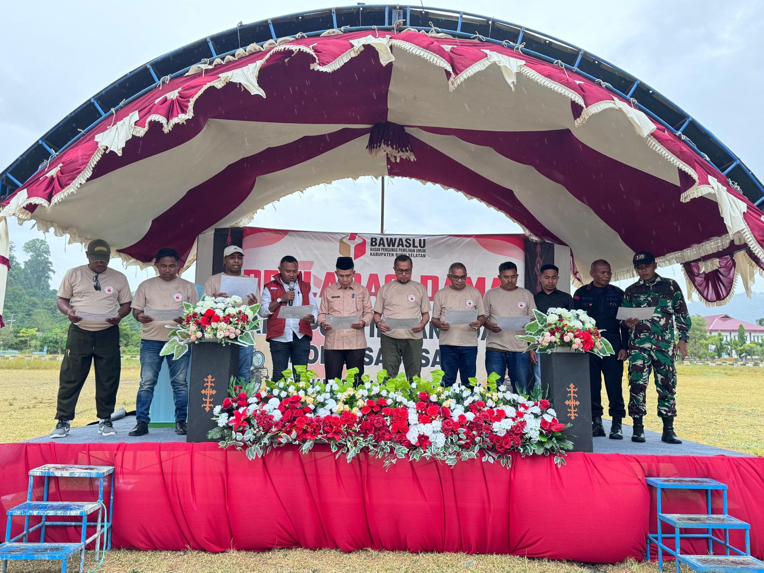 Bawaslu Bursel Gelar Kampanye Damai Anti Politik Uang dan SARA 1 IMG 20241118 WA0006 scaled