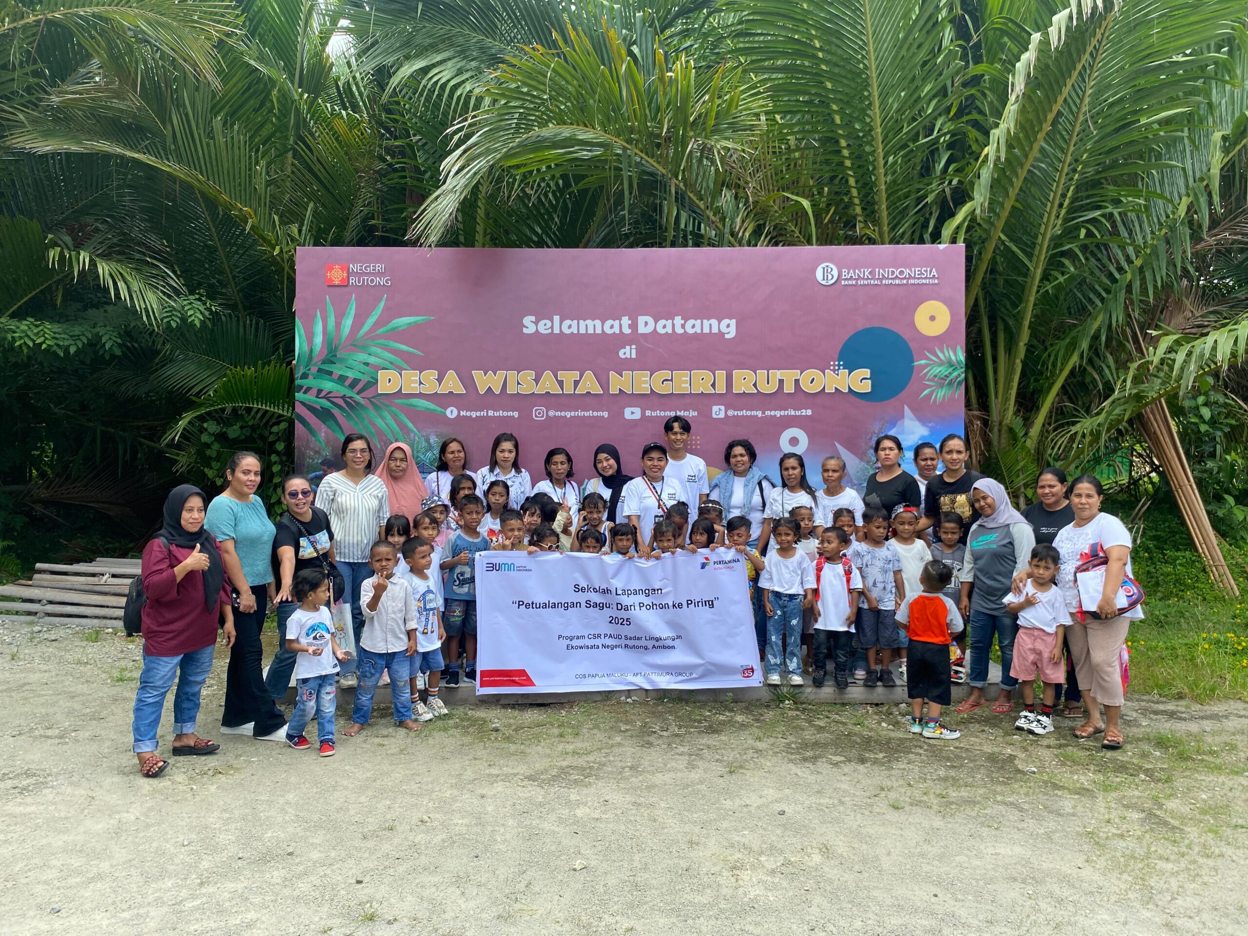 Edukasi Sejak Dini, Pertamina Patra Niaga Regional Papua Maluku Gelar Sekolah Lapangan Pengenalan Pangan Lokal Sagu Ke Murid PAUD Darling 1 IMG 20250127 WA0008 scaled