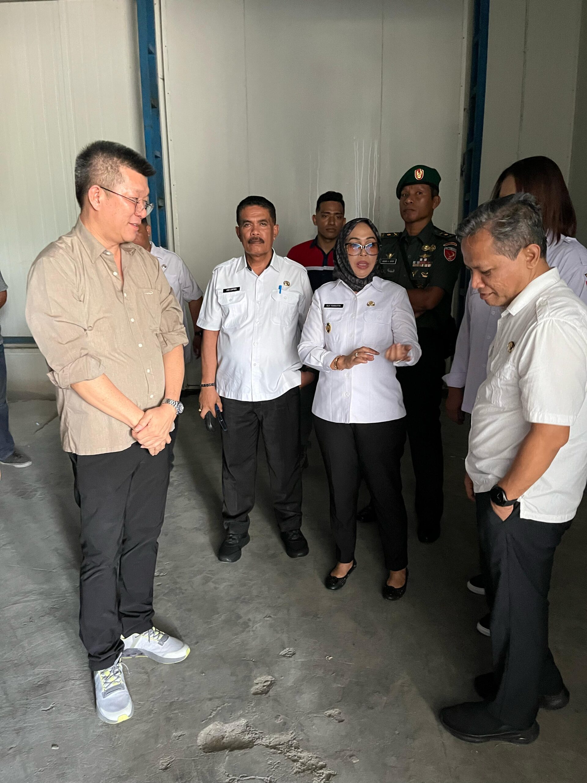 Tim TPID Satgas Pangan Lakukan Sidak bersama Wakil Walikota Ambon 2 WhatsApp Image 2025 03 19 at 01.30.00 1 scaled