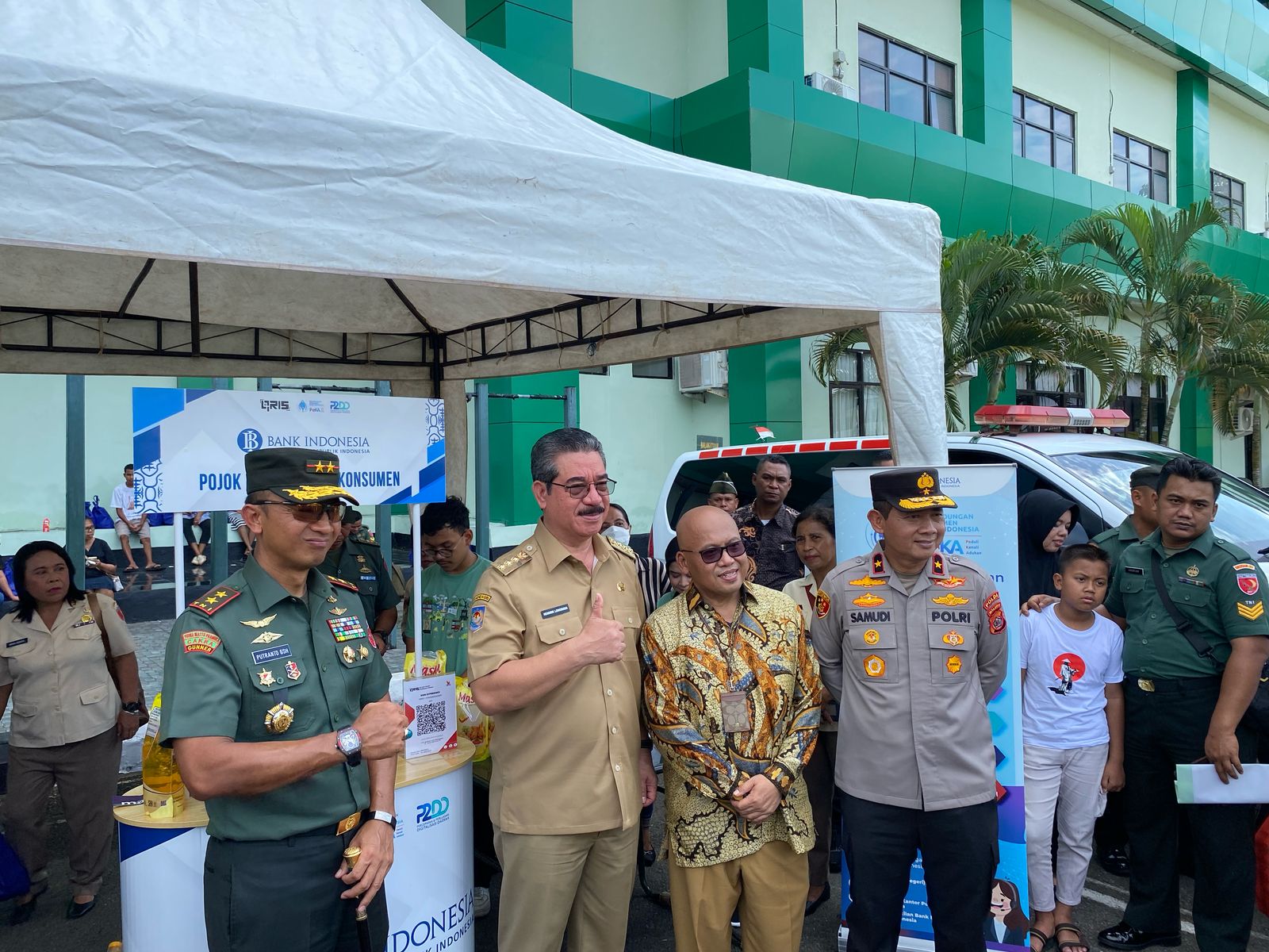 Gubernur Buka Basar Ramadhan Dan Pangan Murah Kodam XV Pattimura. 2 WhatsApp Image 2025 03 24 at 17.02.02