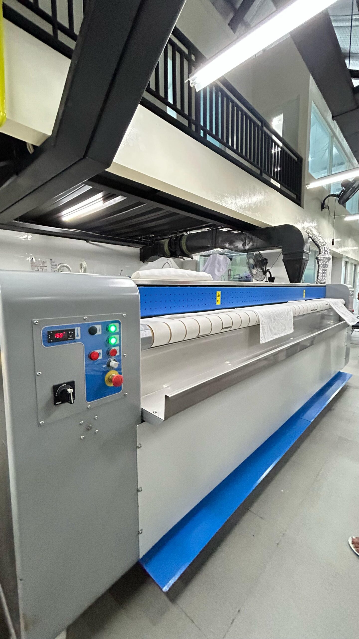 Zest Laundry Hadir di Ambon Layanan Laundry Modern dengan Standar Perhotelan Internasional Untuk Disiarkan Segera 1 WhatsApp Image 2025 05 19 at 00.30.18 scaled