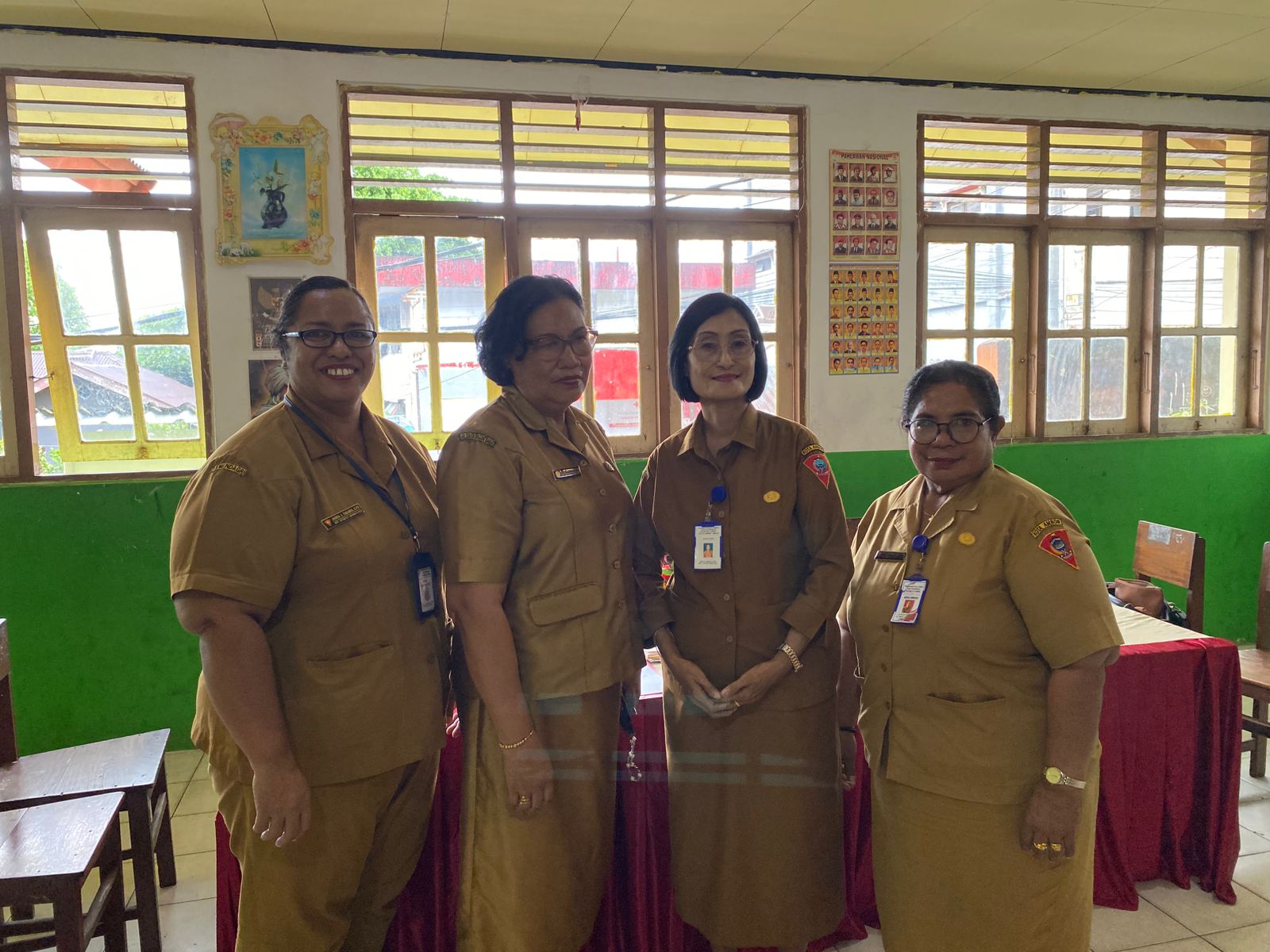 SD Negeri 8 Ambon Gelar Ujian Sekolah Berbasis Offline 1 WhatsApp Image 2025 05 19 at 20.27.39