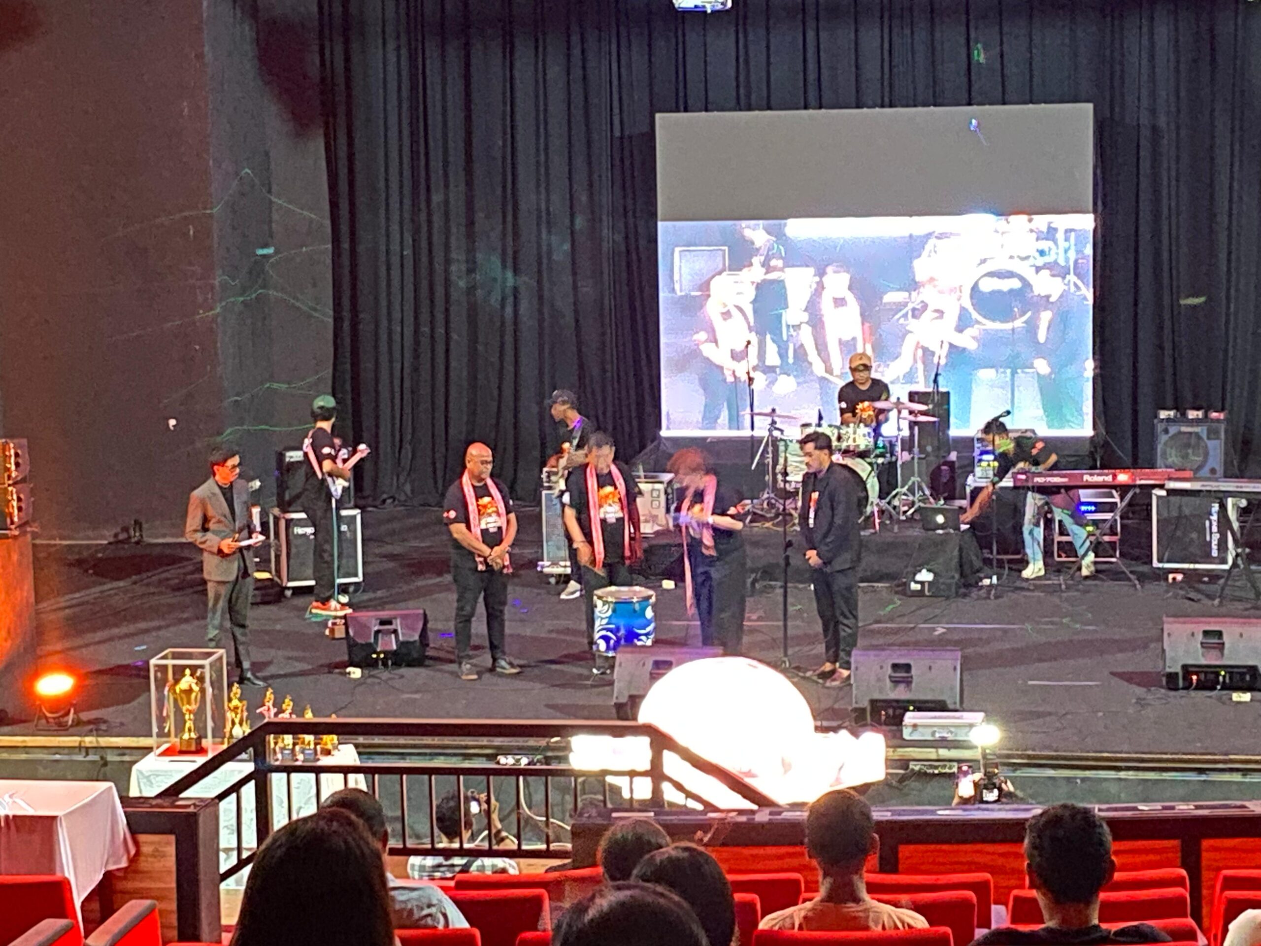 Bodewin Wattimena Berikan Apresiasi Terhadap anak muda dalam mengembangkan Ambon sebagai Ambon City Of Music 1 IMG 20250601 WA0006 scaled