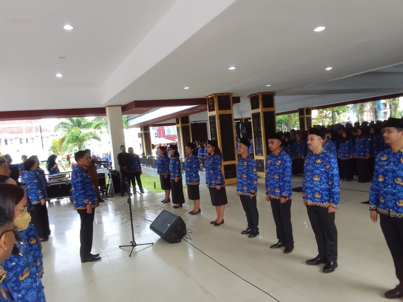 Sesuai SK Pemerintah Kota Ambon Menyerahkan 914 SK CPNS 1 WhatsApp Image 2025 06 01 at 14.25.13 7ef397b1