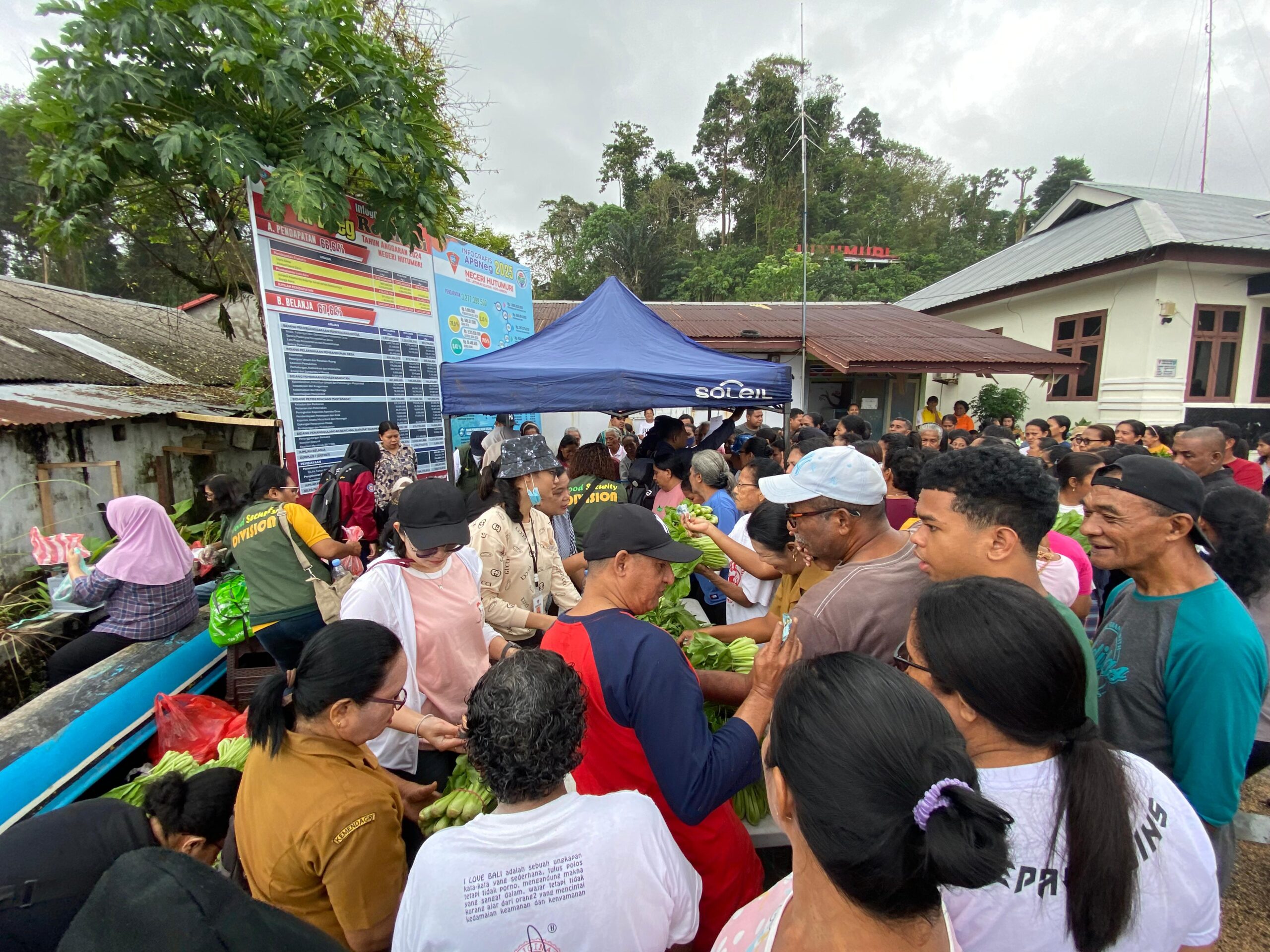 Antusias Warga Hutumuri Tinggi Dengan Adanya Gerakan Pangan Murah (GPM) 1 IMG 20250806 WA0008 scaled
