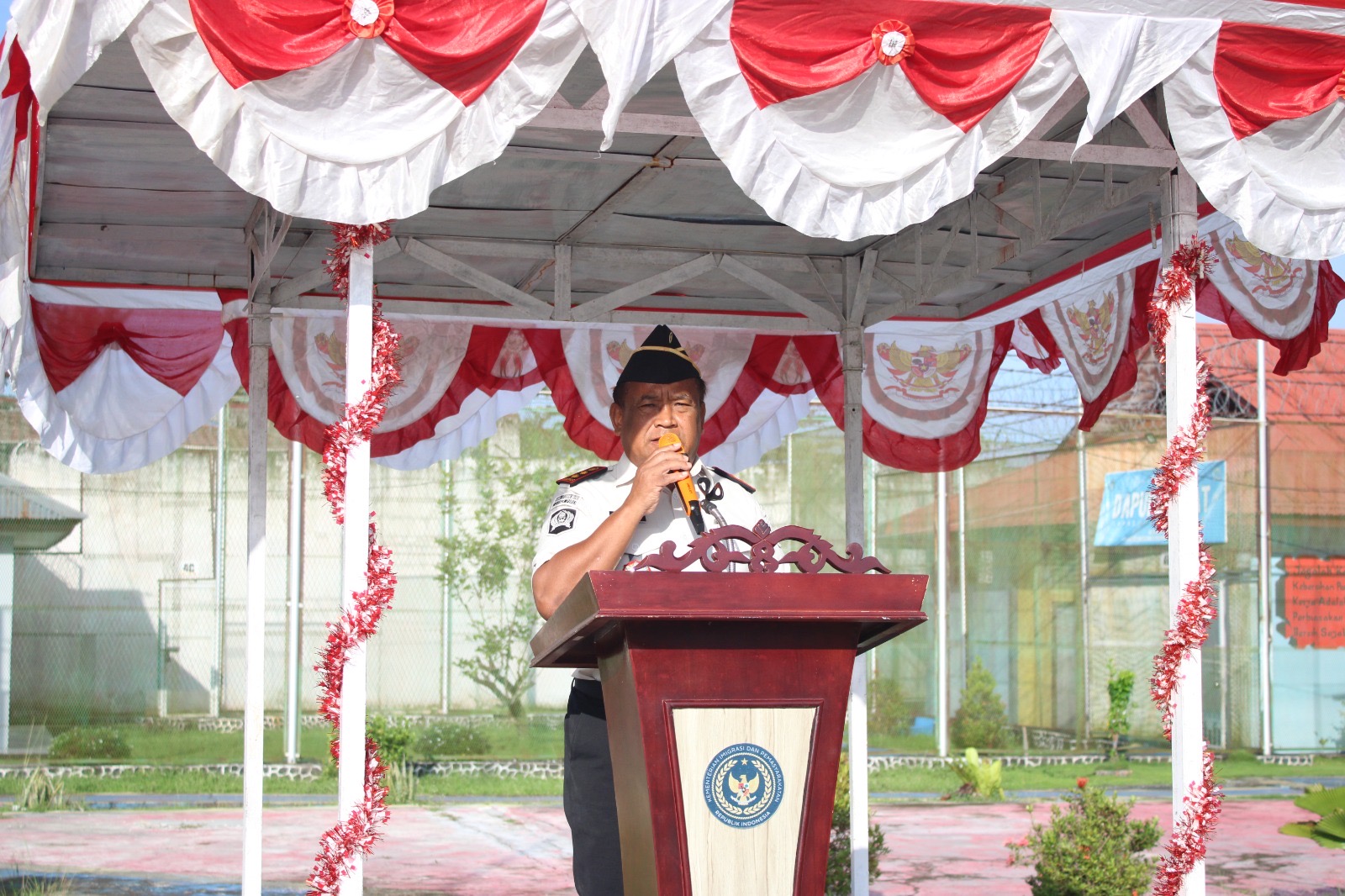 8383a1fe-fe9e-48a0-bbd7-f42af3bf02cb 8383a1fe fe9e 48a0 bbd7 f42af3bf02cb