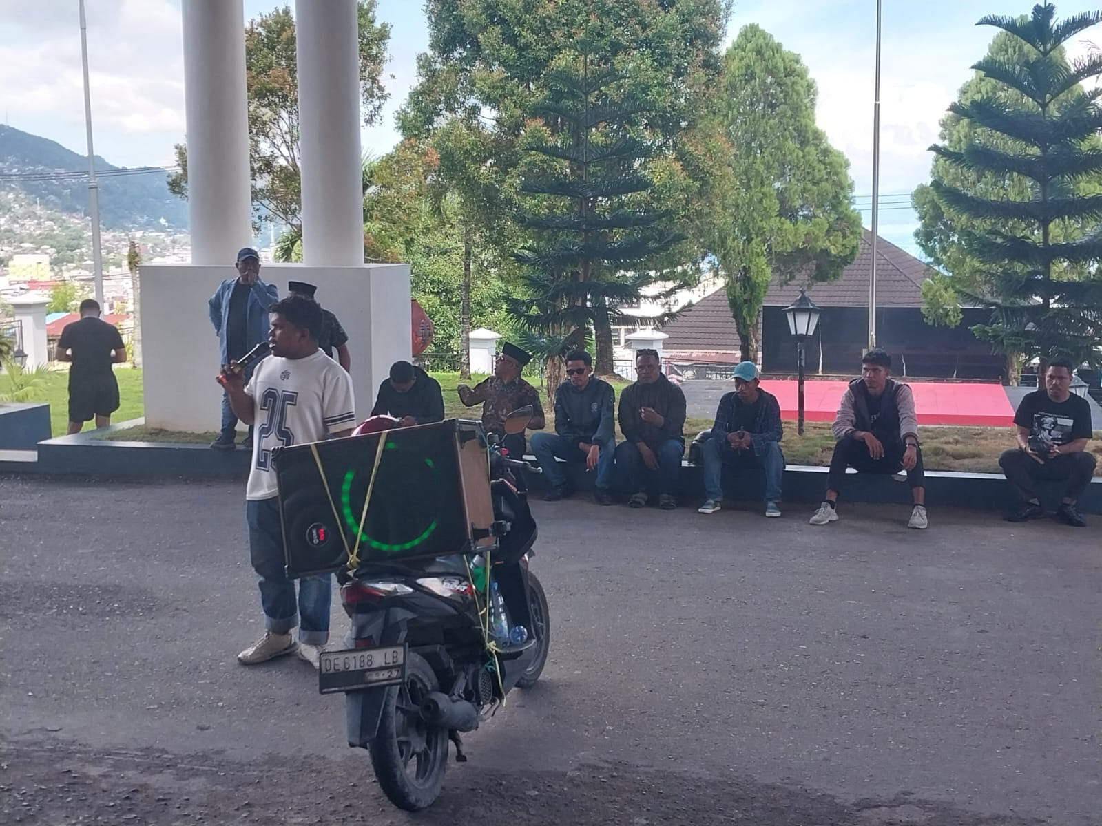 986b4014-5c65-4750-93b1-729e0507191d 986b4014 5c65 4750 93b1 729e0507191d