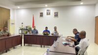 Swenly Hursepuny Soroti Jalan Rusak di Leitimur Selatan, Pemkot Ambon Diminta Beri Perhatian Serius 1 IMG 6454